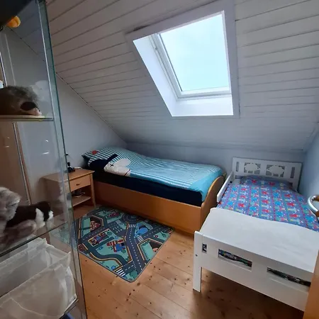 Wohnen Bei Angelika Für Geschäftsreisende Und Monteure Im Dachgeschoss Apartment