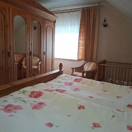 Angelika Ferienwohnung Im Dachgeschoss *