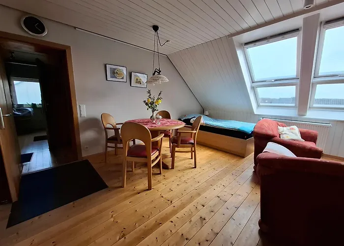 Angelika Ferienwohnung Im Dachgeschoss Apartamento